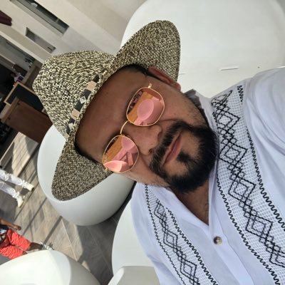 Profile Picture of oswaldo mercado (@oswaldo17127927) on Twitter