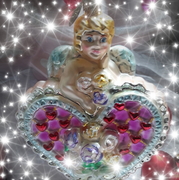 Profile Picture of Michele Crowhurst (@crowhurst00) on Poshmark