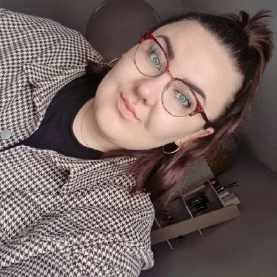 Profile Picture of Lauren Crawford (@lozzacrawfs) on Twitter