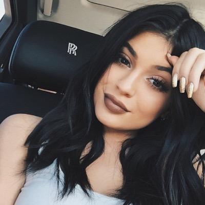 Profile Picture of Kylie Jenner (@ArianaZouiss) on Twitter