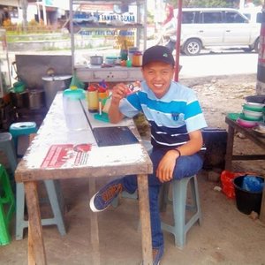 Profile Picture of Palmed Aprianto (@telkombst) on Myspace