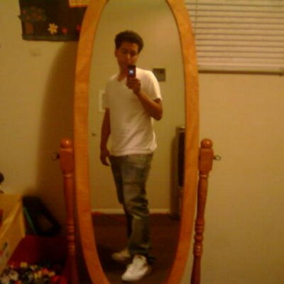 Profile Picture of Robert Buenrostro (@sgrob187) on Twitter