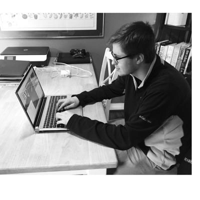 Profile Picture of Zoomer Esiason (@AlexGartner111) on Twitter