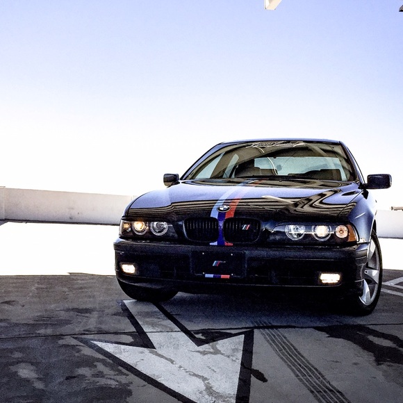 Profile Picture of Joe Lyons (@joelyons32) on Poshmark