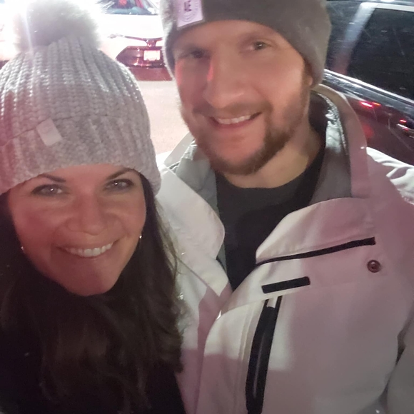Profile Picture of Chris n liz Kenny (@kenny_elizabeth) on Poshmark