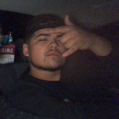 Profile Picture of Meiko Tabares (@AaronMeiko) on Twitter