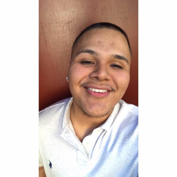 Alexis Mayorca - Poshmark Profile Picture of Alexis Mayorca (@alexismayorca) on Poshmark