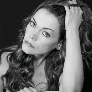 Profile Picture of Lindsay Schultheiss (@lindsayschultheiss) on Tiktok