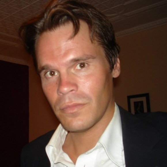 Profile Picture of John Schnaedter (@poshthreadsbyj) on Poshmark