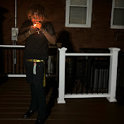 Profile Picture of Kenny Woo (@kennyw00-26) on Youtube