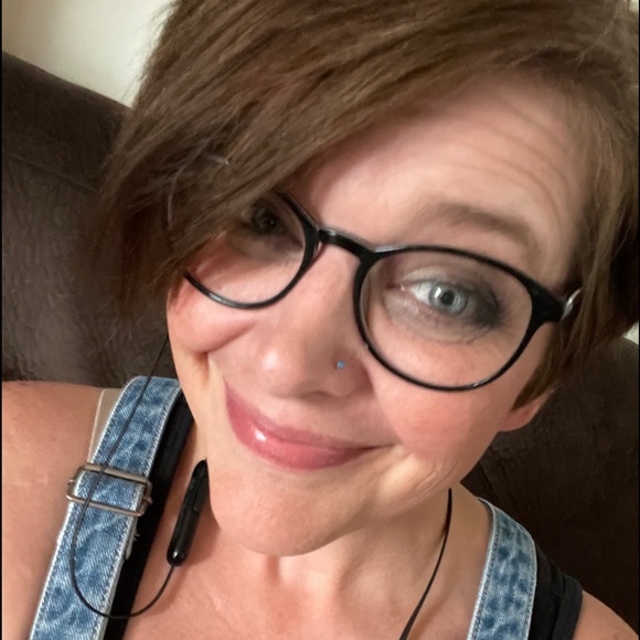 Profile Picture of Trace Rohan (@tracerohan) on Poshmark