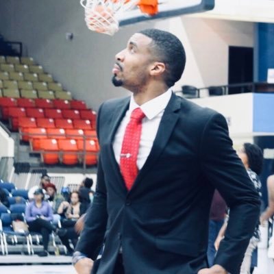 Profile Picture of Darryl Hudson (@CoachDHudson13) on Twitter