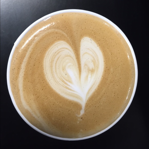 Profile Picture of Samantha Salvato (@ssalvato) on Poshmark