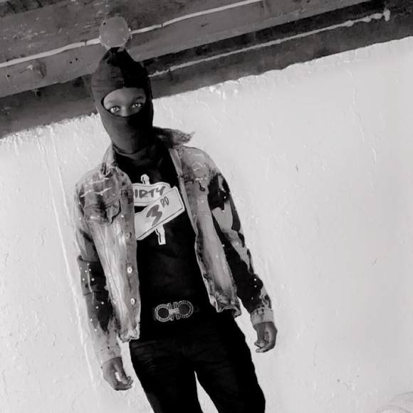 Profile Picture of Lamont Mcelvy (@lamontmcelvy) on Poshmark