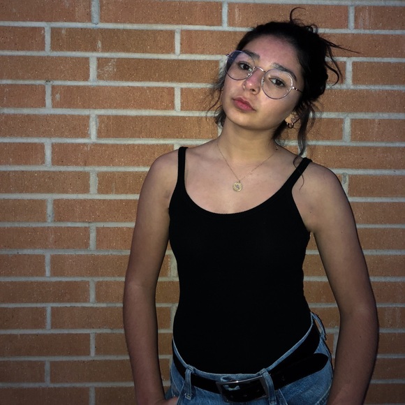 Profile Picture of Sophia Terrano (@sophia_adelina) on Poshmark