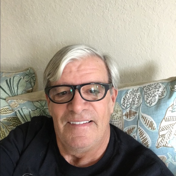 Profile Picture of Peter Mclean (@prmcln) on Poshmark