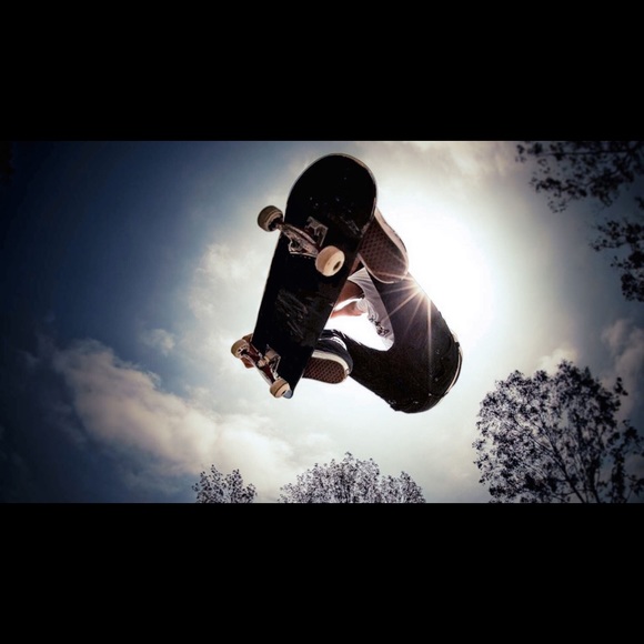 Profile Picture of Shen Shen (@poshposhaa) on Poshmark