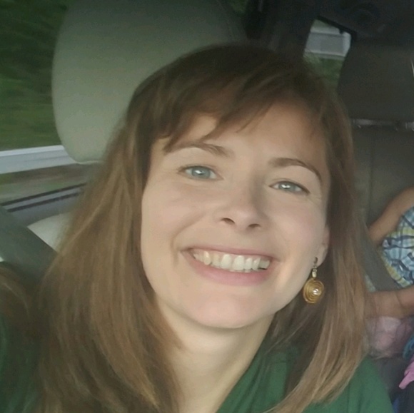 Profile Picture of Margie Wochele (@mwochele) on Poshmark