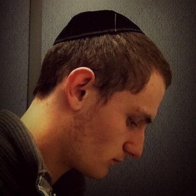 Profile Picture of AdamHol (@HollinsheadAdam) on Twitter