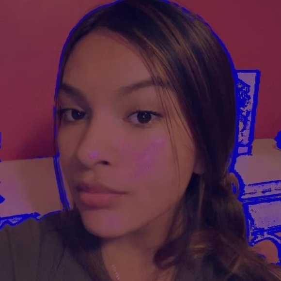 Ruby Meza - Poshmark Profile Picture of Ruby Meza (@itzm3ruby1) on Poshmark