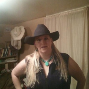 Profile Picture of Beth Barrow (@cowgirlangelbabygirl) on Myspace