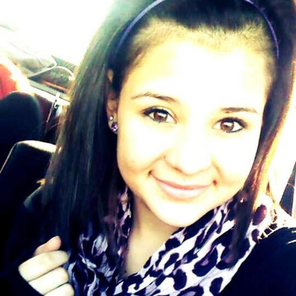 Profile Picture of Bianca Miramontes (@bianca2197) on Poshmark