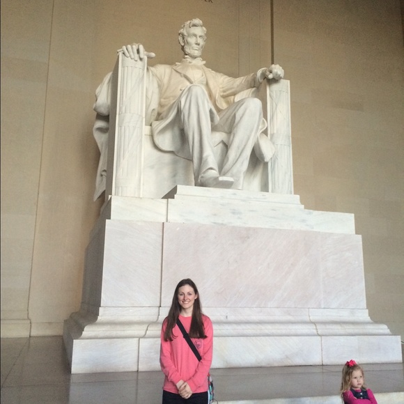 Profile Picture of Shanna Kennon (@skennon) on Poshmark