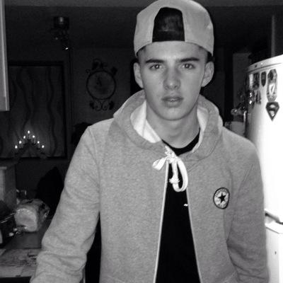 Profile Picture of Sean Jamie Roberts (@Seanyy_1) on Twitter