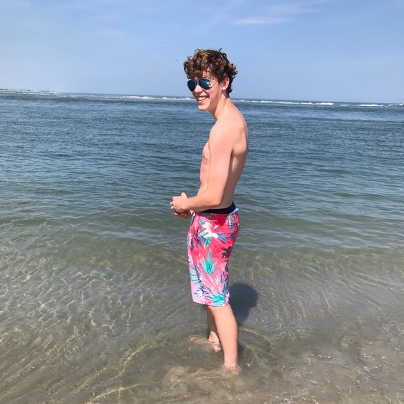 Profile Picture of Brandon Casey (@brandon_casey1) on Poshmark