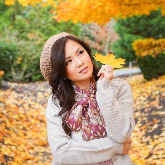Profile Picture of Jasmine Nguyen (@jasminecvan) on Poshmark