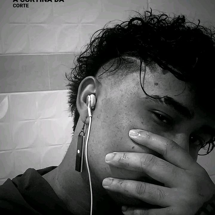 Profile Picture of Skate Cone (@noirdrake) on Tiktok