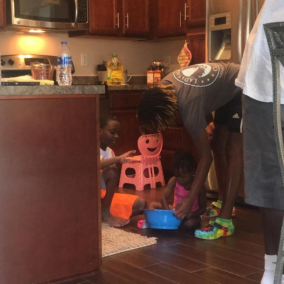 Profile Picture of David Redd (@davidredd) on Poshmark