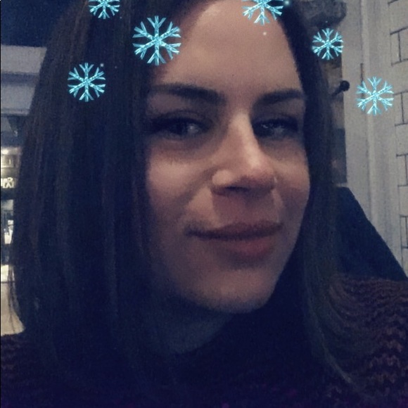 Profile Picture of Jennifer Wehring (@legotime) on Poshmark