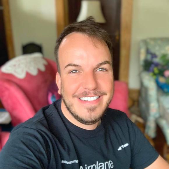 Profile Picture of Curt Owens (@sagicurt) on Poshmark