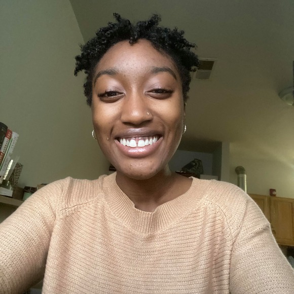 Lauris Bropleh - Poshmark Profile Picture of Lauris Bropleh (@laurisbrop3) on Poshmark