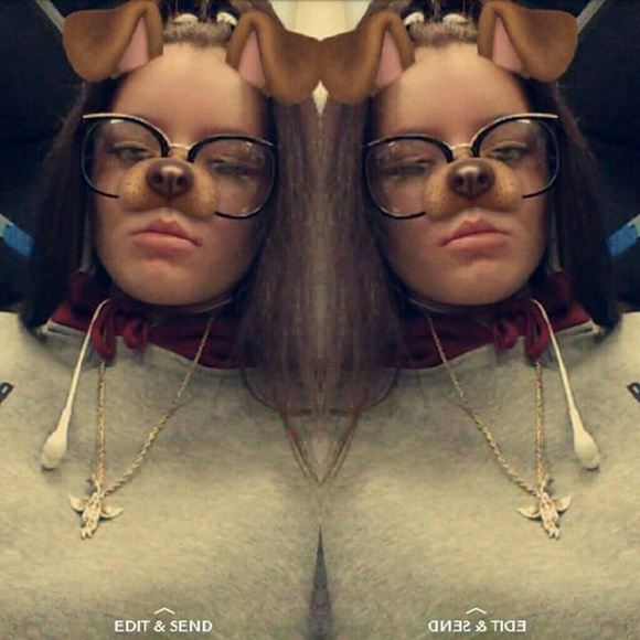 Trinity Parlier - Poshmark Profile Picture of Trinity Parlier (@trinity_parlier) on Poshmark