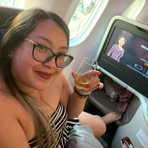 Profile Picture of Divina Abasolo (@divina019) on Poshmark