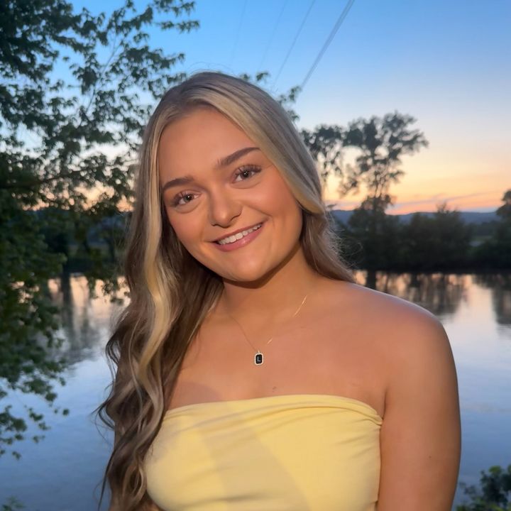 Profile Picture of Lyn (@lynsey.72) on Tiktok
