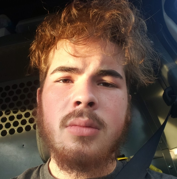 Profile Picture of Tyler Peckham (@tylerpeckham) on Poshmark