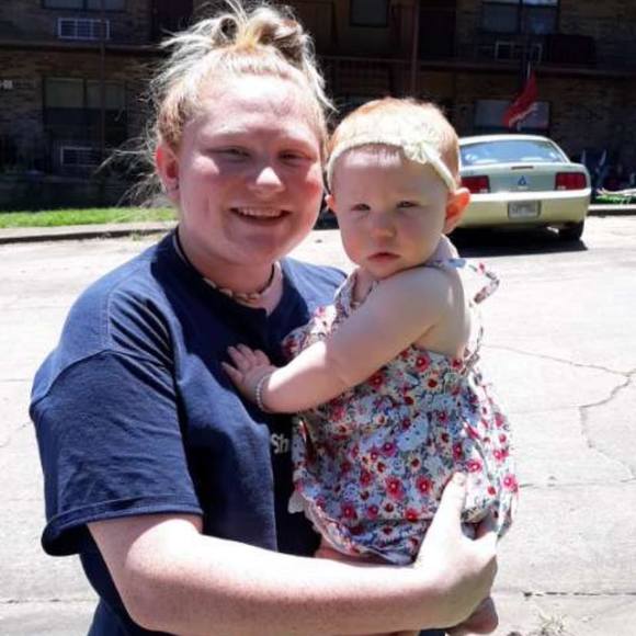 Profile Picture of Tabitha Terry (@tabithaterry) on Poshmark