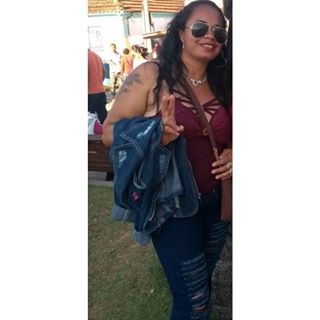 Profile Picture of Vivian Reiis (@vivian.aparecida.54772) on Facebook
