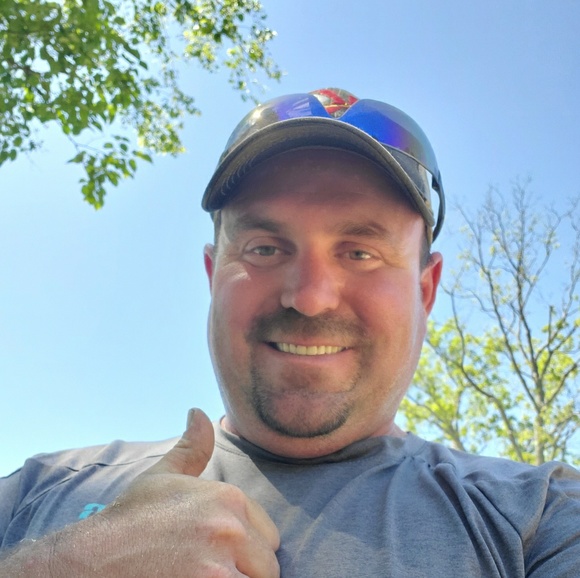 Profile Picture of Mike Shelton (@bubshelton1) on Poshmark