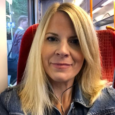 Profile Picture of Claire Barnes (@clairebarnes_) on Twitter