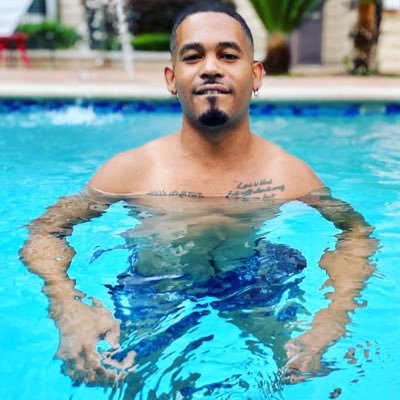 Profile Picture of Terrence Arnold (@TeeARNOLD) on Twitter