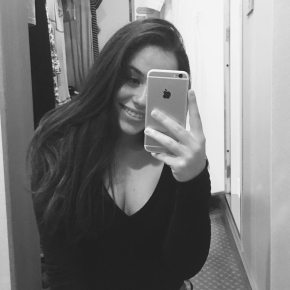 Profile Picture of Jackie Odonnell (@jackieeodonnell) on Poshmark