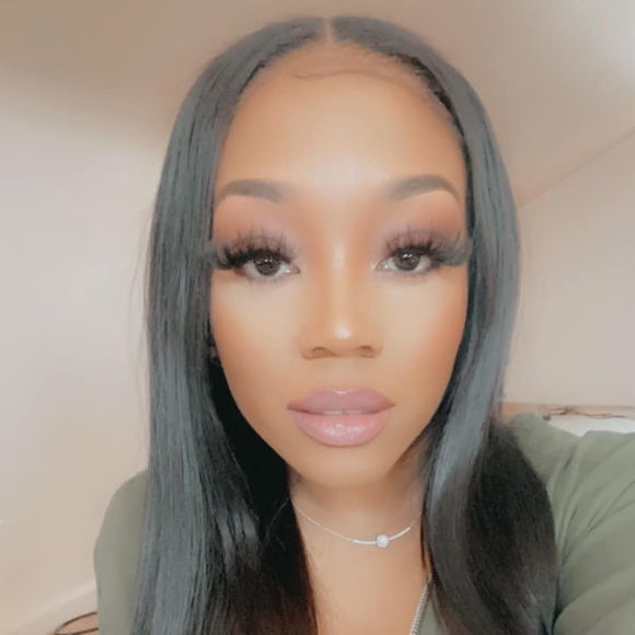 Profile Picture of Monet Monet (@palacemccalebb) on Poshmark