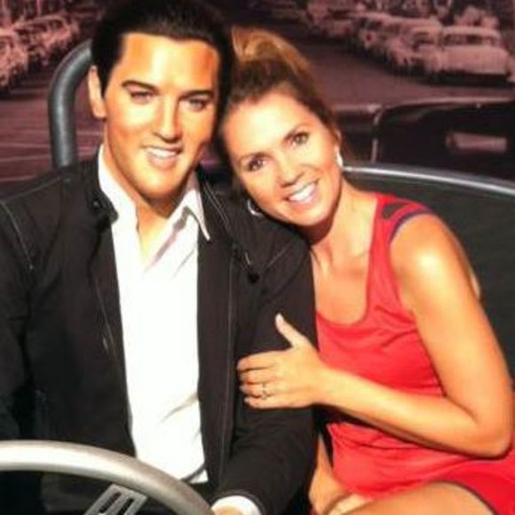 Profile Picture of Syleana Mougey (@syleanamougey) on Poshmark