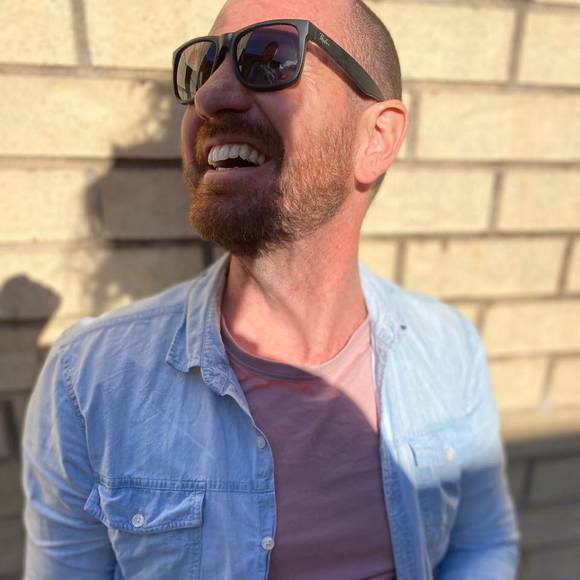 Profile Picture of Garth Hyslop (@hyslopgarth) on Poshmark