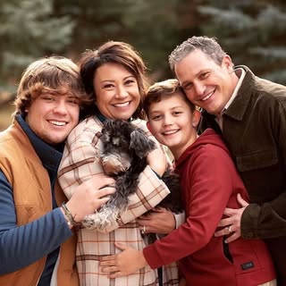 Profile Picture of Karen Browning Dennis (@kbrowning1) on Instagram