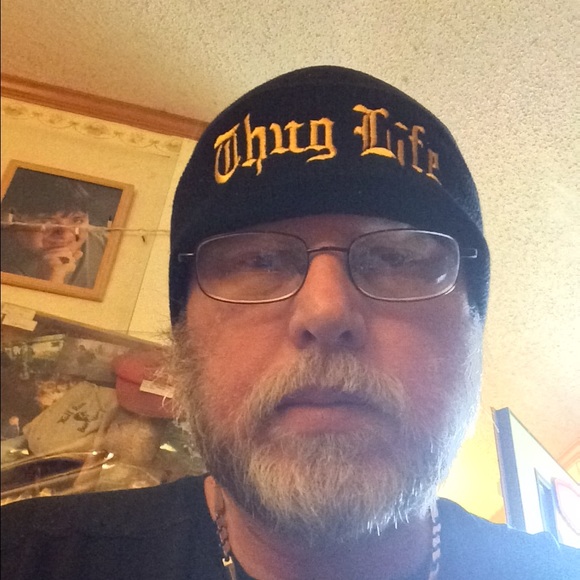 Profile Picture of Charles Winder (@xant71) on Poshmark